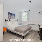 Zefiro Stajenna Apartment
