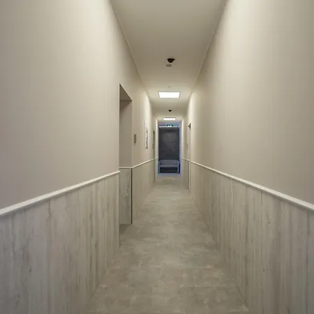 Zefiro Stajenna Apartamento *