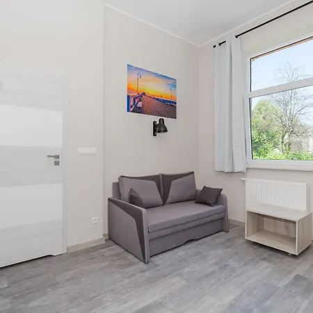 Zefiro Stajenna Appartement *