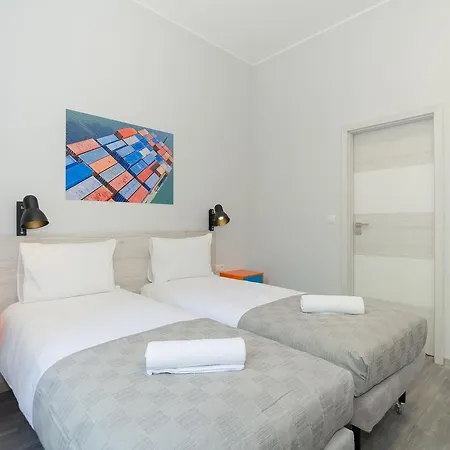 Zefiro Stajenna * Gdańsk